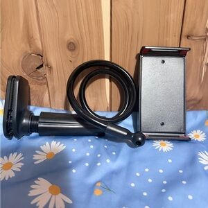 Flexible Black Phone Holder